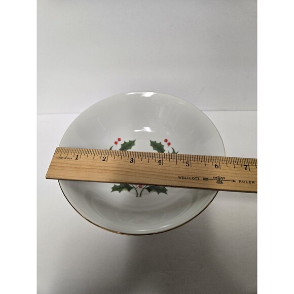 VINTAGE HOLIDAY HOLLY CHRISTMAS COMPOTE BOWL DISH 6.5”W 4”H Made In Japan - Picture 3 of 4